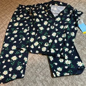 NWT Draper James Short Sleeve Notch Collar PJ Set - sz M